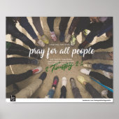 PRAYER EINES KLEINEN MÄDCHEN (1 TIMOTHIE 2:1) POSTER (Vorne)