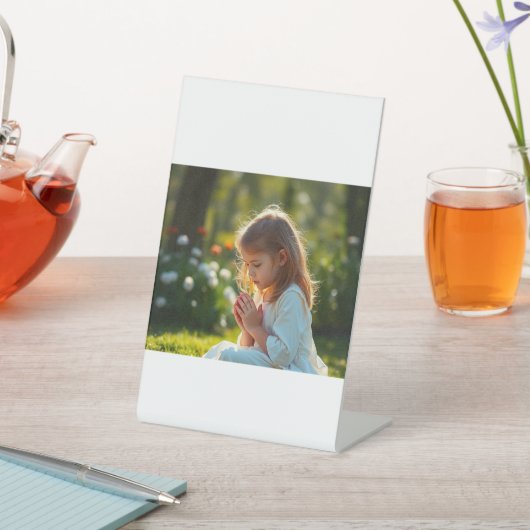 PRAYER SOCKELSCHILD (In SItu)