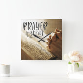 PRAYER WARRIOR Gebet Hände auf offene Bibel Quadratische Wanduhr (Zuhause)