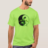 Praying Mantis Nunchaku T-Shirt (Vorderseite)