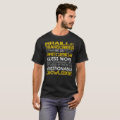 Präzisionsarbeit für Braille-Transkriptoren T-Shirt (Vorne ganz)