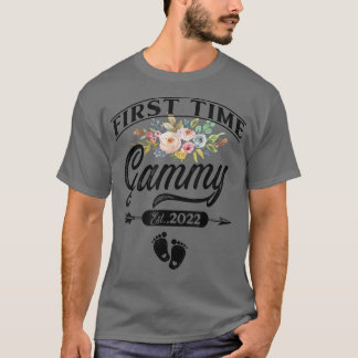 Pregnancy Announcement First Time gammy Est  T-Shirt