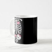 Pregnancy Skeleton Girl Baby Rib Cage Belly Bump H Kaffeetasse (Vorderseite Links)