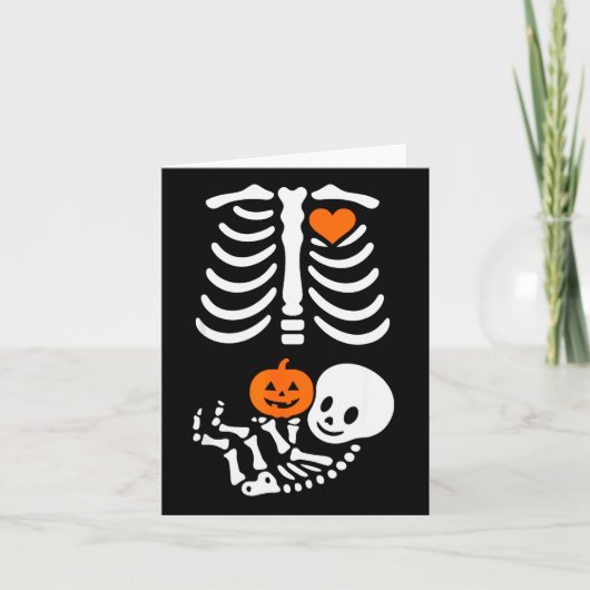 Pregnant Skeleton Baby Bump Funny Halloween Tee Karte (Vorderseite)