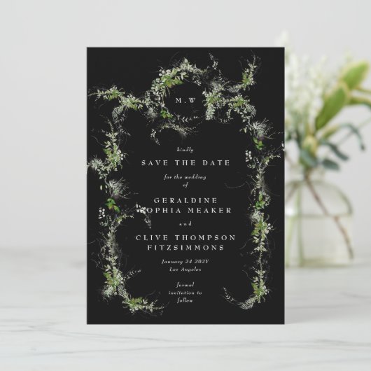 Premium Black Eucalyptus Wreath Monogram Wedding Save The Date (Stehend Vorderseite)