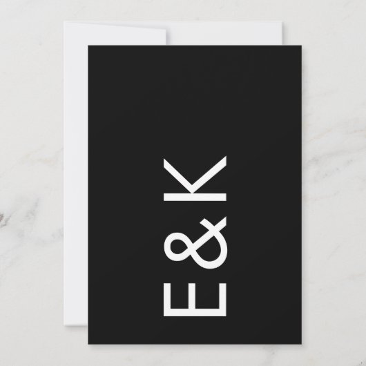 Premium Black Modern Monogram Boho Arch Wedding Einladung (Rückseite)