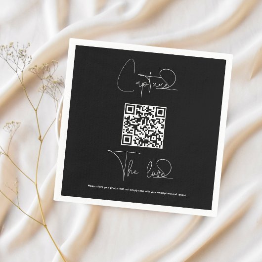 Premium-Fotos für einfache Hochzeiten mit QR-Code Serviette
