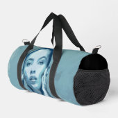 Premium-Leinwand "Frauen in Blau" Duffle Bag (Rechte Ecke)