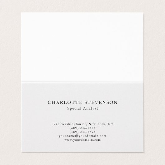 Premium Pearl Trendy Professional Plain Minimalist Visitenkarten (Außenseite Aufgefaltet)