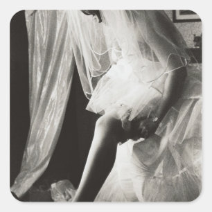 <Preparing> durch Kim Koza Quadratischer Aufkleber