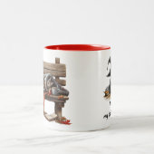 Preparing my Halloween potion Zweifarbige Tasse (Mittel)