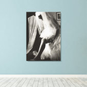 <Preparing>von Kim Koza Leinwanddruck (Insitu (Holzboden))