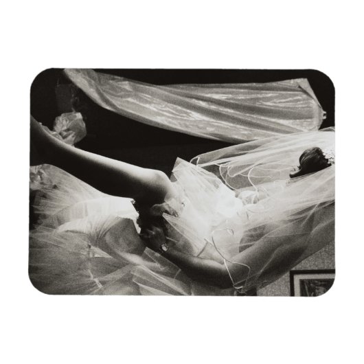 <Preparing>von Kim Koza Magnet (Horizontal)