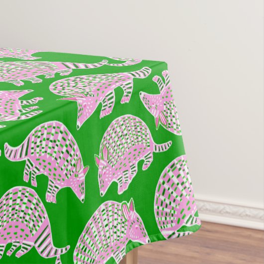 Preppy Armadillos Pink Green Tischdecke (Beispiel)