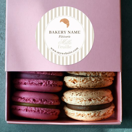 Preppy Beige Brown Stripes Bakery Logo Product Runder Aufkleber