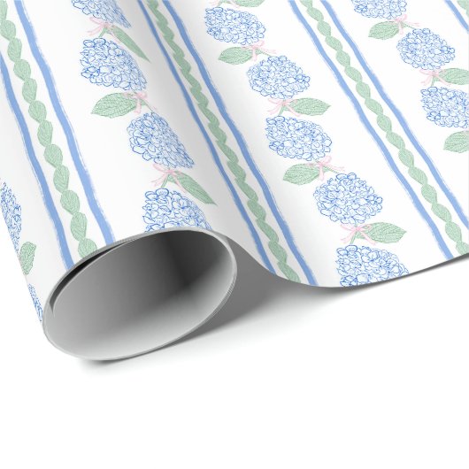 Preppy Blue and Green Hydrangea Stripe Geschenkpapier (Rolleneckpunkt)