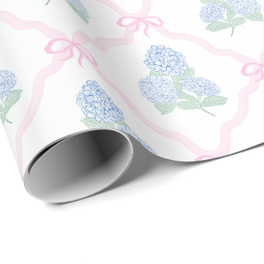 Preppy Blue Hydrangea with Pink Bow Trellis Geschenkpapier (Rolleneckpunkt)