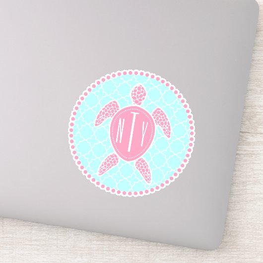 Preppy Blue Pink Monogram Quatrefoil Sea Turtle Aufkleber (Detail)