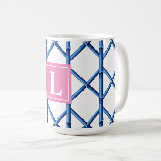 Preppy Blue Trellis Bamboo Muster Monogram Kaffeetasse (VorderseiteRechts)