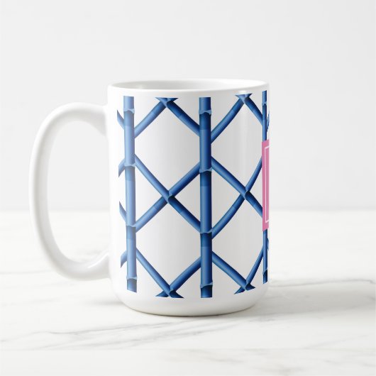 Preppy Blue Trellis Bamboo Muster Monogram Kaffeetasse (Links)