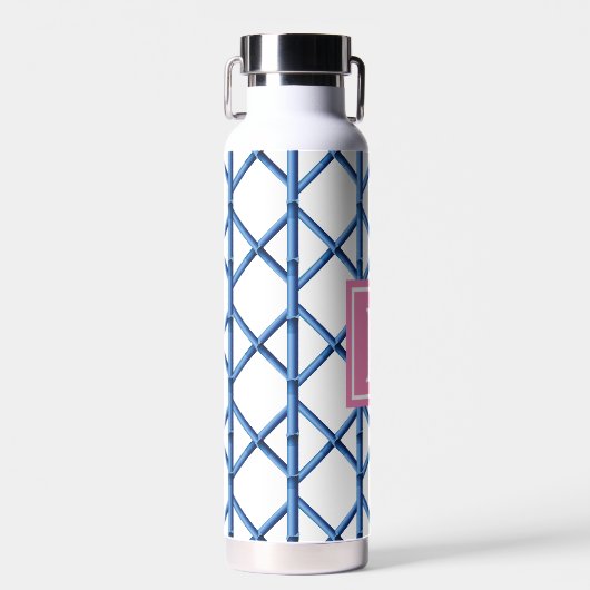 Preppy Blue Trellis Bamboo Muster Monogram Trinkflasche (Vorne)