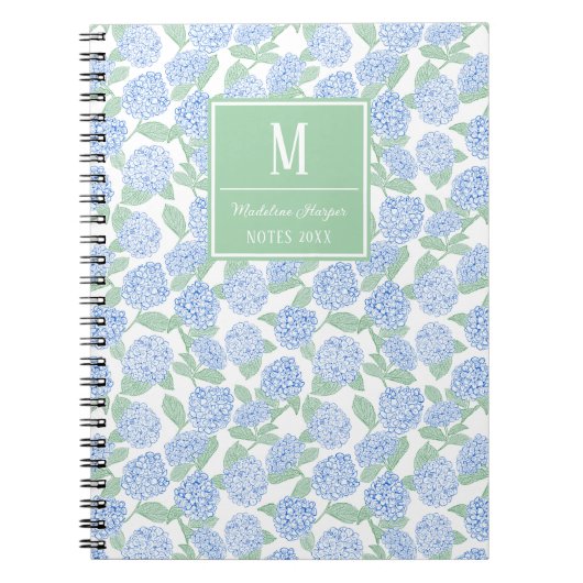 Preppy Blue und Green Hydrangeas Monogram Notizblock (Vorderseite)