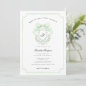 Preppy Botanical Green Bow Monogram Baby Shower Einladung (Stehend Vorderseite)