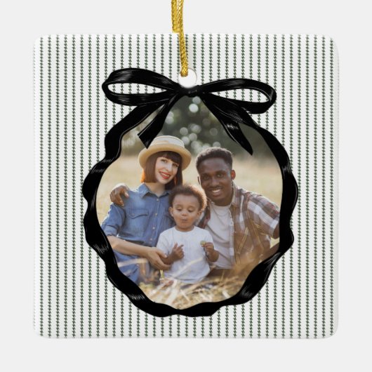 Preppy Bow Frame Pine Foto Keramikornament (Vorderseite)