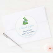 Preppy Boxwood Bunny Blue Bow Baby Showfavorit Runder Aufkleber (Umschlag)