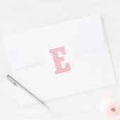 Preppy Classic Pink Chevon Letter E Monogram Runder Aufkleber (Umschlag)