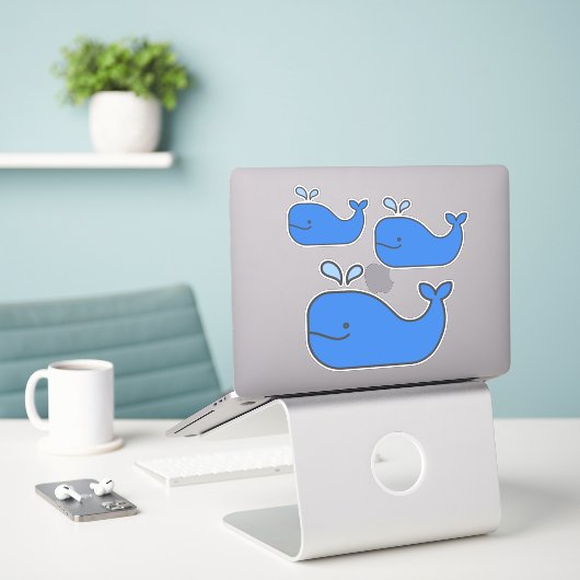 Preppy Coastal Blue Whales Aufkleber (Laptop auf Schreibtisch)