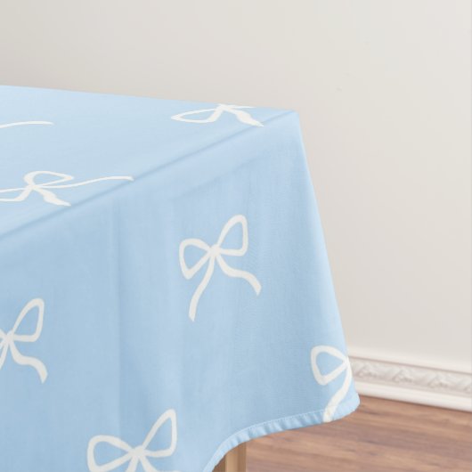 Preppy Elegant Blue Bow Pattern Spring & Summer Tischdecke (Beispiel)