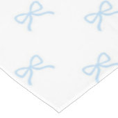 Preppy Elegant Blue Bow Pattern Spring & Summer Tischdecke (Schrägansicht)