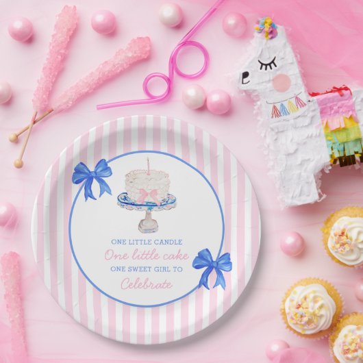 Preppy First Birthday Chinoiserie Ruffle Cake Bows Pappteller (Party)