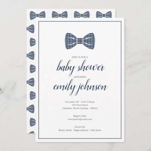 Preppy Gingham Bow Krawatte Baby Boy Shower Einlad Einladung (Vorne/Hinten)