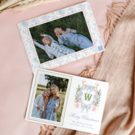 Preppy Grandmillennial Christmas Monogram Wappen Feiertagskarte