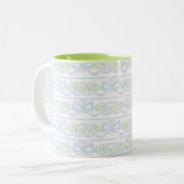 Preppy Grandmillennial Coquette Preppy Floral Zweifarbige Tasse (Vorderseite Links)