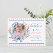 Preppy Grandmillennial Preppy Floral Blue Bows Einladung (Stehend Vorderseite)