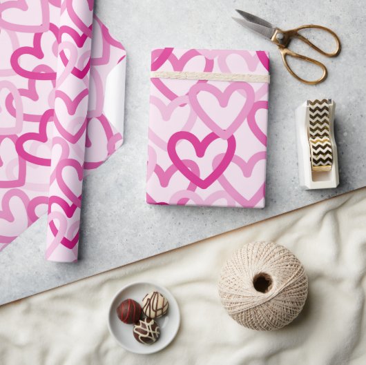 Preppy Hearts Pink Geschenkpapier (Kunsthandwerk)