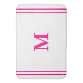 Preppy Hot Pink Elegant Minimal Border Initial Badematte (Vorderseite Vertikal)