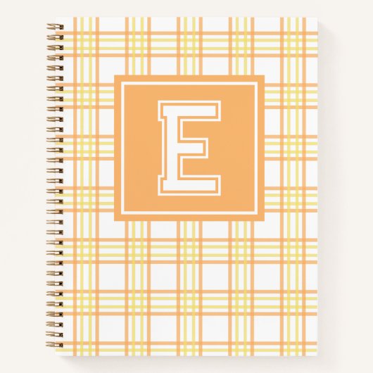 Preppy-Karo-Varsity-Monogramm Orange Gelb Notizblock (Vorderseite)