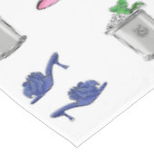 Preppy Ladies Derby Party Blue Heels Hats & Juleps Tischdecke (Schrägansicht)