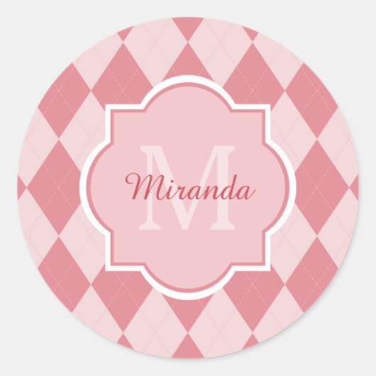 Preppy Light Pink Raute Girl Monogram Party Name Runder Aufkleber (Vorderseite)