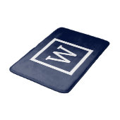 Preppy Modern Monogram Navyblau Badematte (Schrägansicht)