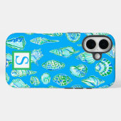 Preppy-Muscheln auf Blue Background Monogram Case-Mate iPhone Hülle (Rückseite (Horizontal))
