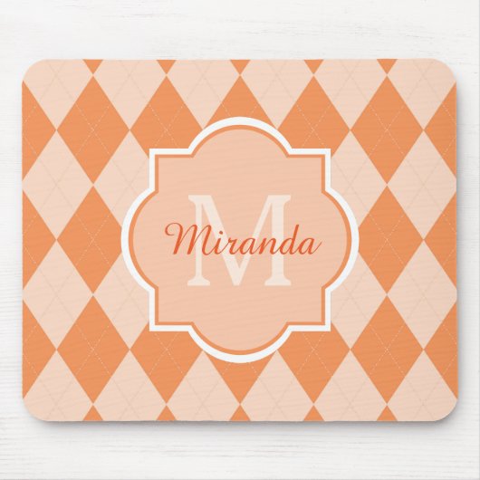 Preppy Orange Raute Girl Monogram und Name Mousepad (Vorne)