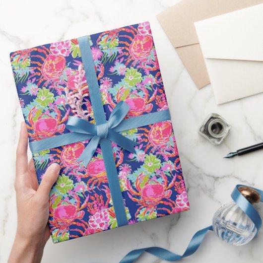 Preppy Palm Beach Ocean Floral Crabs Muster Geschenkpapier (Schenken)