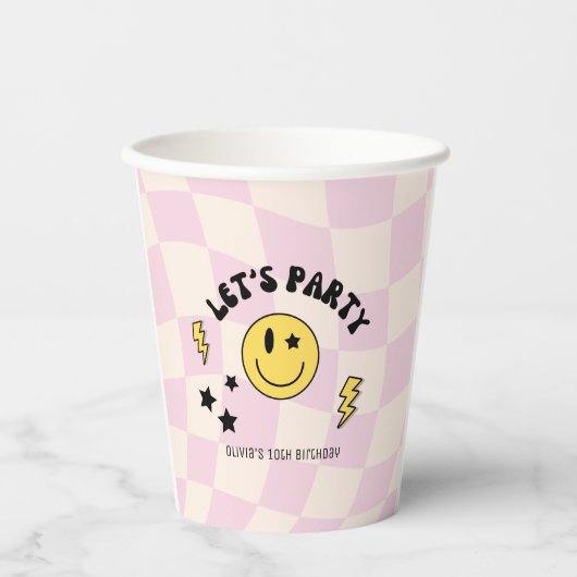Preppy Pastel Pink Y2K Retro Birthday Paper Plate Pappbecher (Vorderseite)