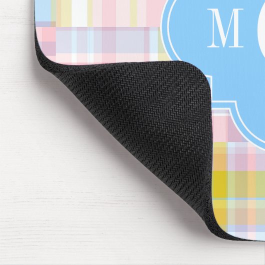 Preppy Patchwork Madras Pastel Quatrefolie Initial Mousepad (Ecke)