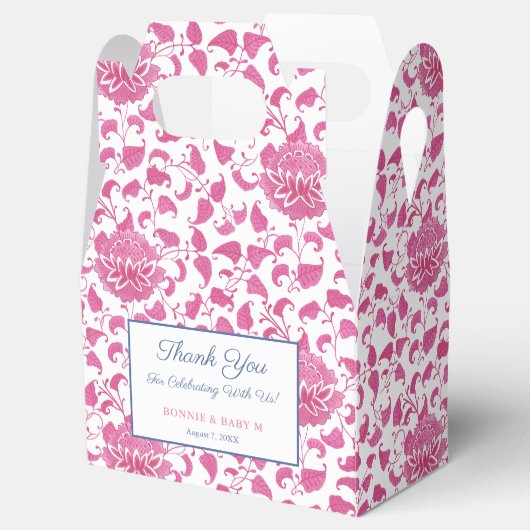 Preppy Pink and White Chinoiserie Baby Girl Dusche Geschenkschachtel (Geöffnet)